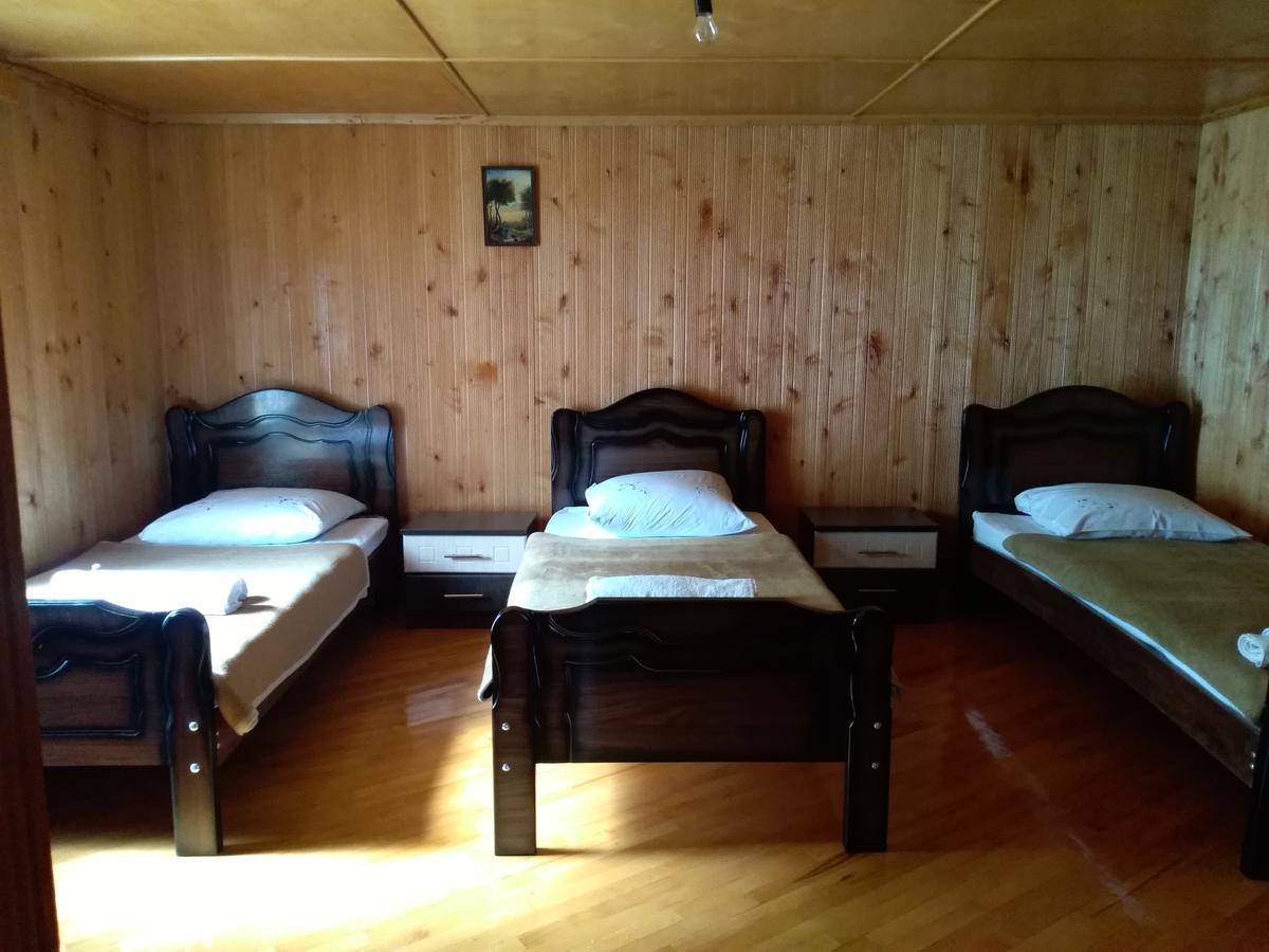 Guest House Anisa Birkiani Екстериор снимка